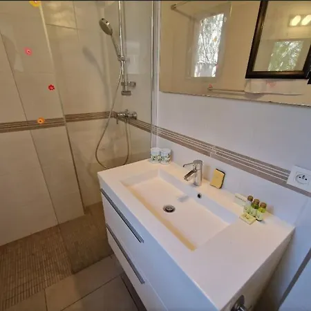 Petit Nid Douillet A Deux Pas De Santa Giulia 포르토베쉬오