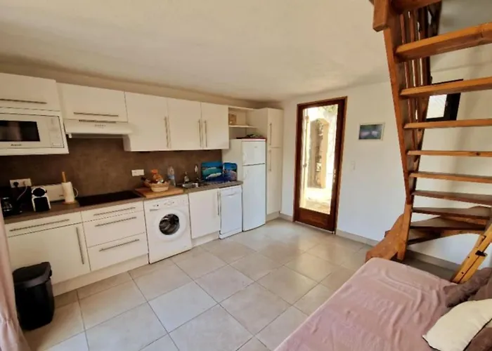 Petit Nid Douillet A Deux Pas De Santa Giulia Порто-Веккьо